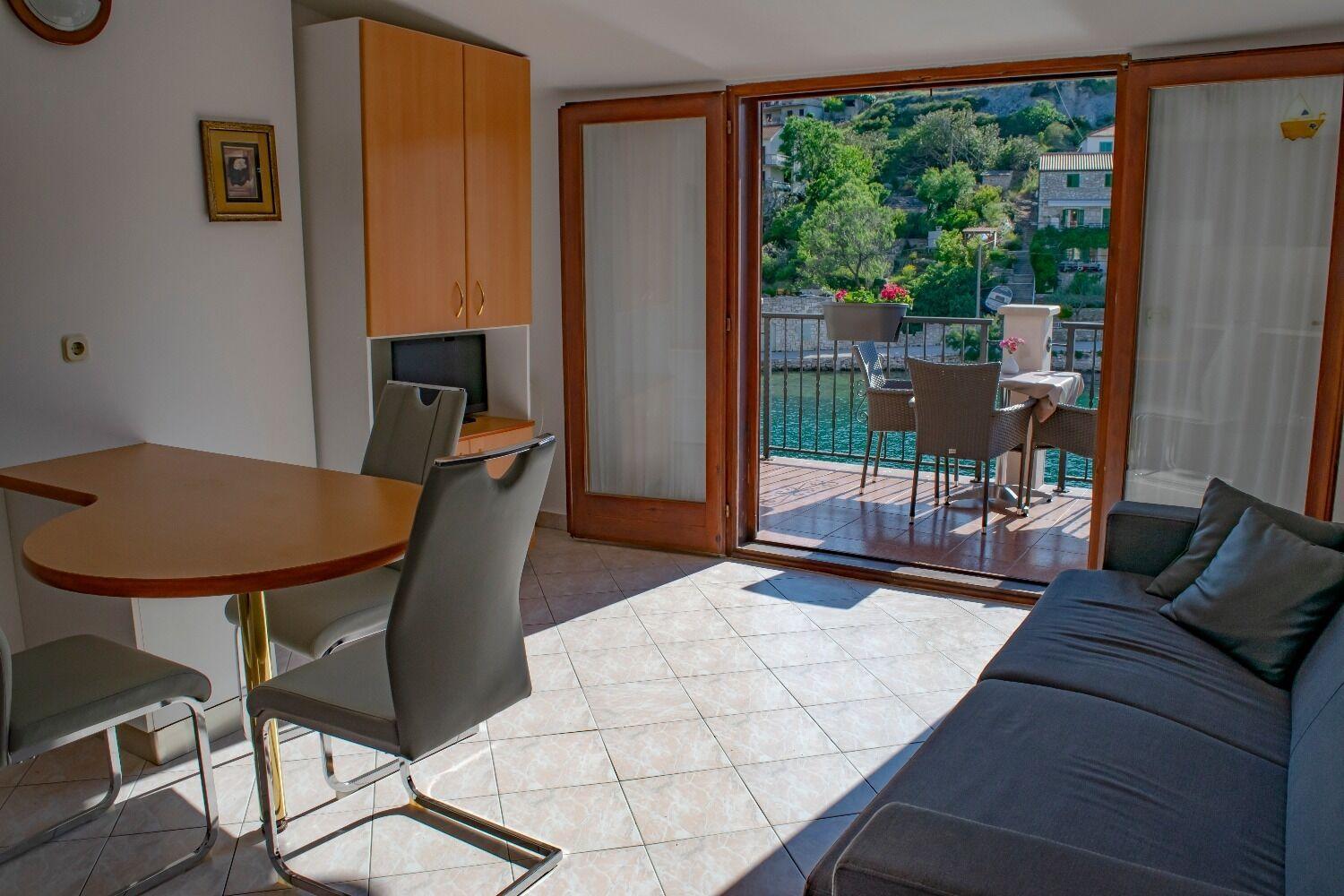 Apartments Daira Стоморска Екстериор снимка