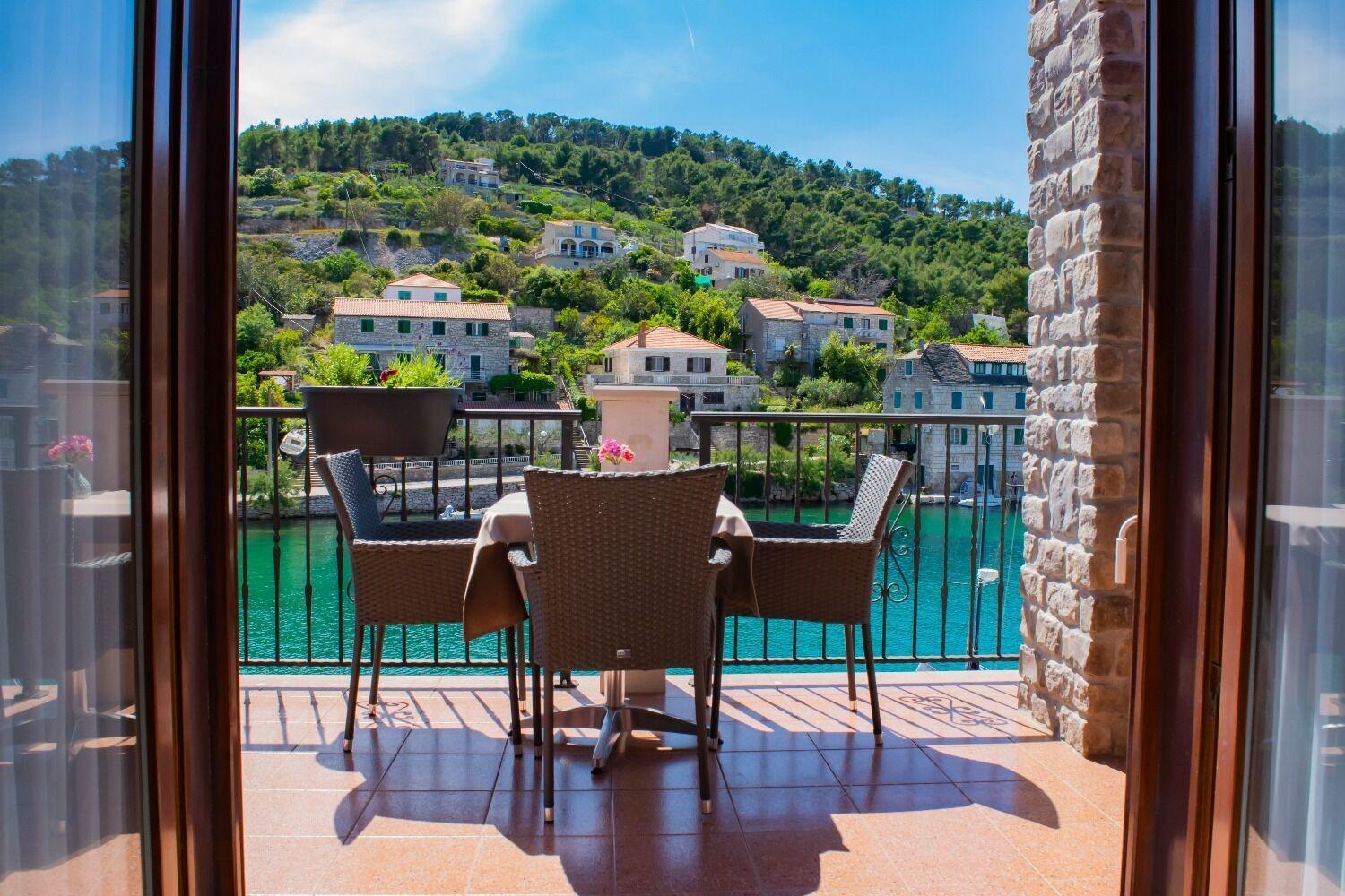 Apartments Daira Стоморска Екстериор снимка